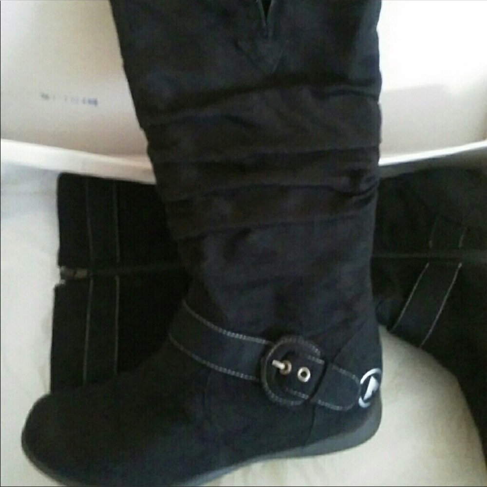 AirWalk Black
